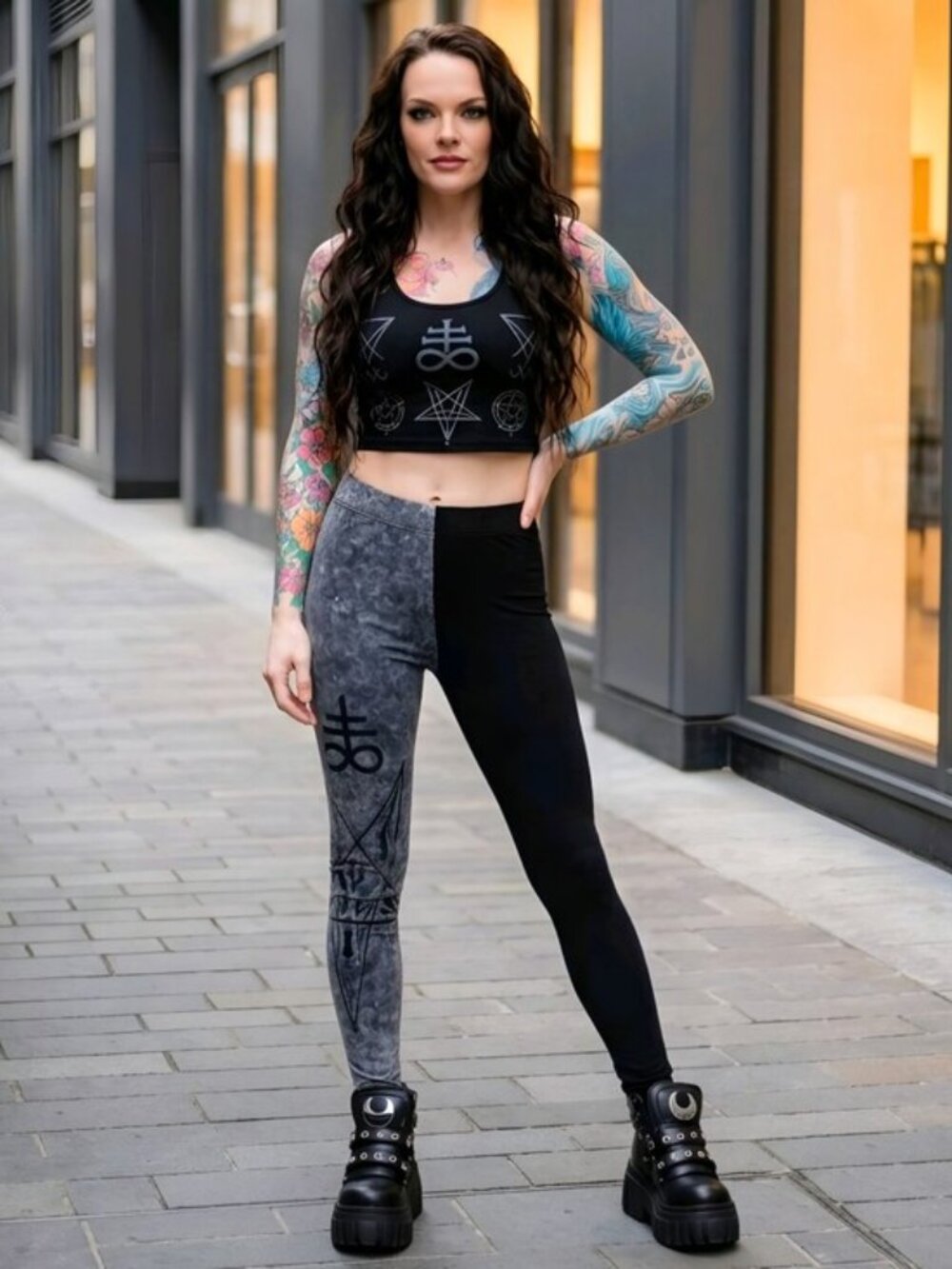 Killstar ✦ Two-Faced Witch Graphic Leggings ✦ Black Grey Contrast Split-Leg XS